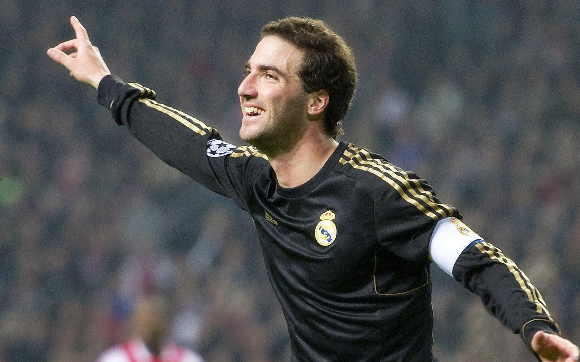 姆巴佩坦言与C罗比较是荣耀 誓夺职业生涯全满贯